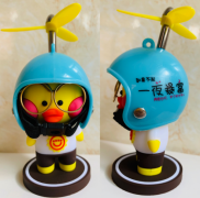 汽车摆件女神款摩托车 可爱车内创意个性饰品 车载卡通批发